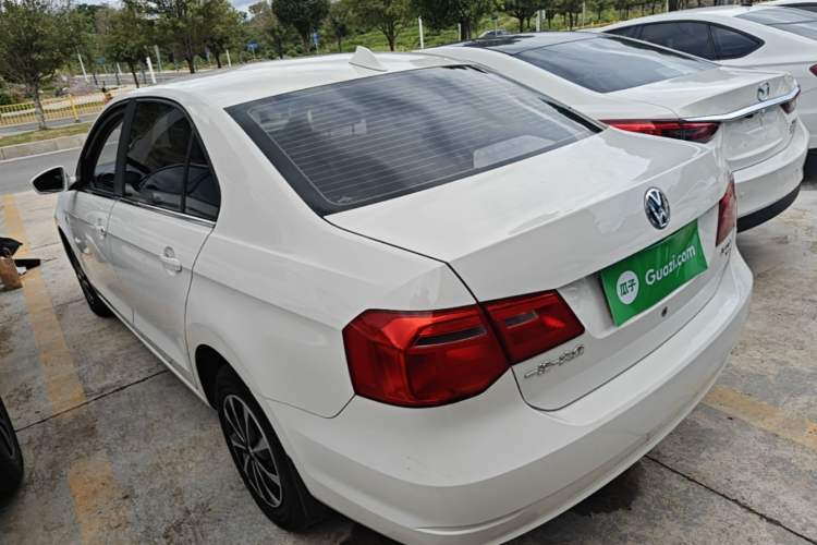 Used Volkswagen Jetta 2015 Value Edition 1.6L Automatic Fashion Version Rear Left 45 Deg