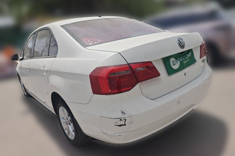 Used Volkswagen Jetta 2015 Value Edition 1.6L Manual Fashionable Style Rear Left 45 Deg