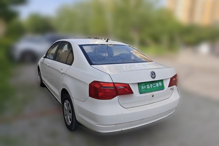 Used Volkswagen Jetta 2015 Value Edition 1.6L Manual Fashionable Style Rear Left 45 Deg