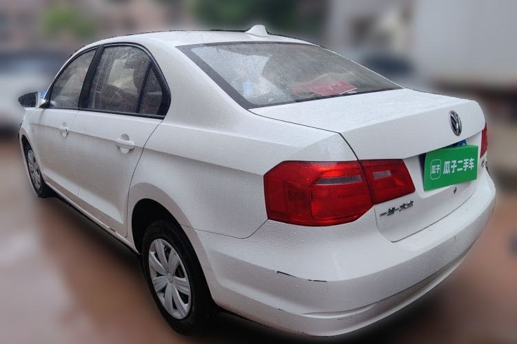 Used Volkswagen Jetta 2015 Value Edition 1.6L Automatic Fashion Version Rear Left 45 Deg