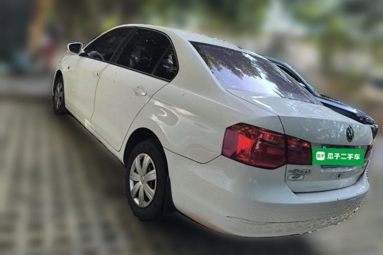 Used Volkswagen Jetta 2015 Value Edition 1.6L Automatic Fashion Version Rear Left 45 Deg