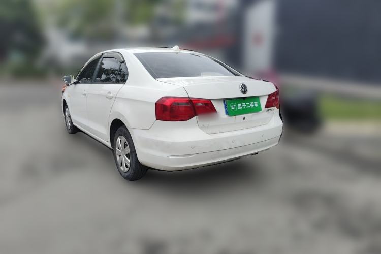 Used Volkswagen Jetta 2015 1.6L Manual Fashion Edition Rear Left 45 Deg