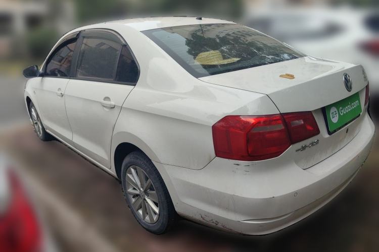 Used Volkswagen Jetta 2015 Value Edition 1.6L Automatic Comfort Version Rear Left 45 Deg