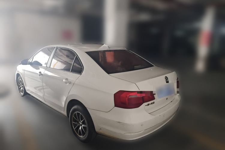 Used Volkswagen Jetta 2015 Value Edition 1.6L Automatic Fashion Version Rear Left 45 Deg