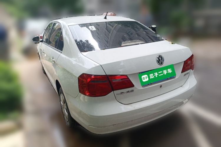 Used Volkswagen Jetta 2015 Zhuihui Edition 1.4L Manual Fashion Model Rear Left 45 Deg