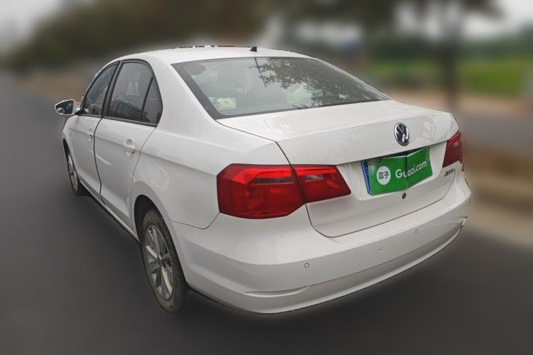 Used Volkswagen Jetta 2015 Value Edition 1.6L Automatic Comfort Version Rear Left 45 Deg