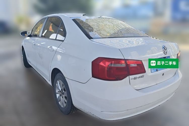 Used Volkswagen Jetta 2015 1.6L Manual Fashion Edition Rear Left 45 Deg