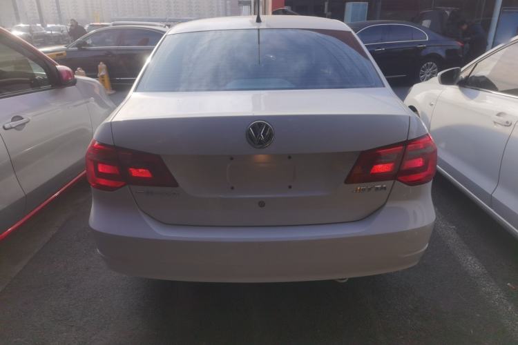 Used Volkswagen Jetta 2015 Value Edition 1.6L Automatic Comfort Version Rear