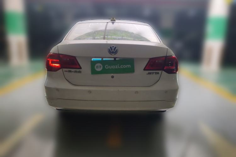 Used Volkswagen Jetta 2015 Value Edition 1.6L Manual Fashionable Style Rear