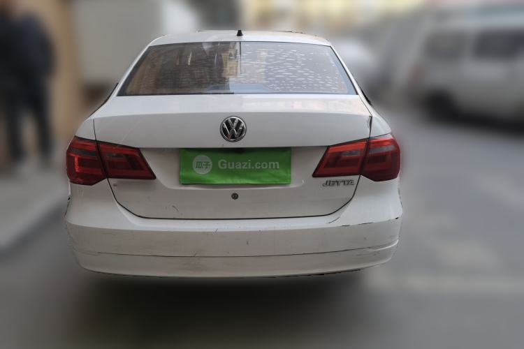 Used Volkswagen Jetta 2015 Value Edition 1.6L Manual Fashionable Style Rear