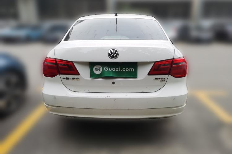 Used Volkswagen Jetta 2015 Zhuihui Edition 1.6L Manual Comfort Model Rear