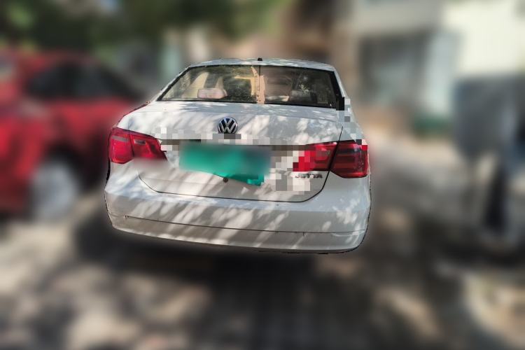 Used Volkswagen Jetta 2015 Value Edition 1.6L Manual Fashionable Style Rear