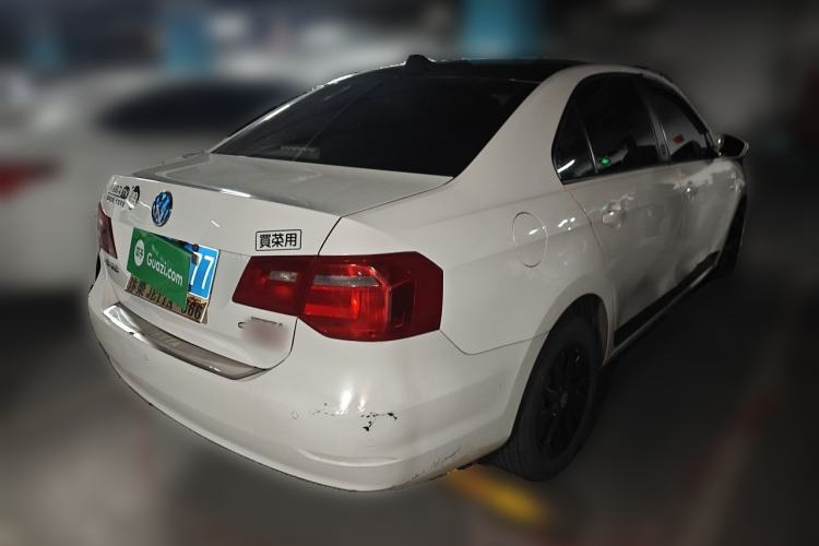Used Volkswagen Jetta 2015 Value Edition 1.6L Automatic Comfort Version Rear Right 45 Deg