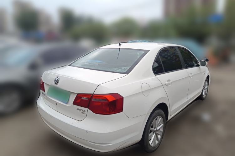 Used Volkswagen Jetta 2015 Value Edition 1.6L Automatic Comfort Version Rear Right 45 Deg