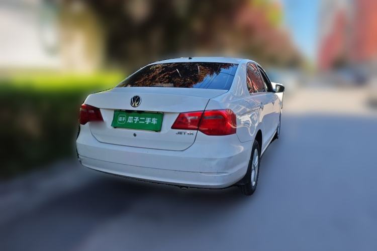 Used Volkswagen Jetta 2015 Value Edition 1.6L Manual Fashionable Style Rear Right 45 Deg