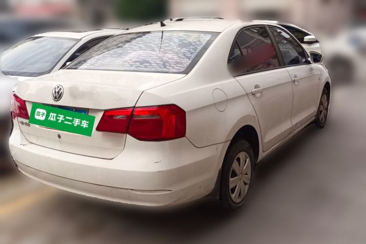Used Volkswagen Jetta 2015 1.6L Manual Fashion Edition Rear Right 45 Deg