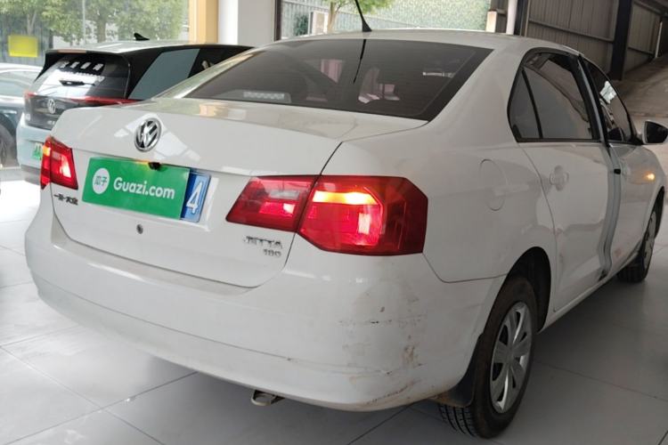 Used Volkswagen Jetta 2015 Value Edition 1.6L Automatic Fashion Version Rear Right 45 Deg
