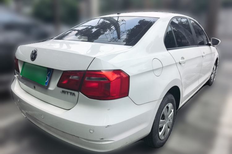 Used Volkswagen Jetta 2015 Value Edition 1.6L Manual Fashionable Style Rear Right 45 Deg