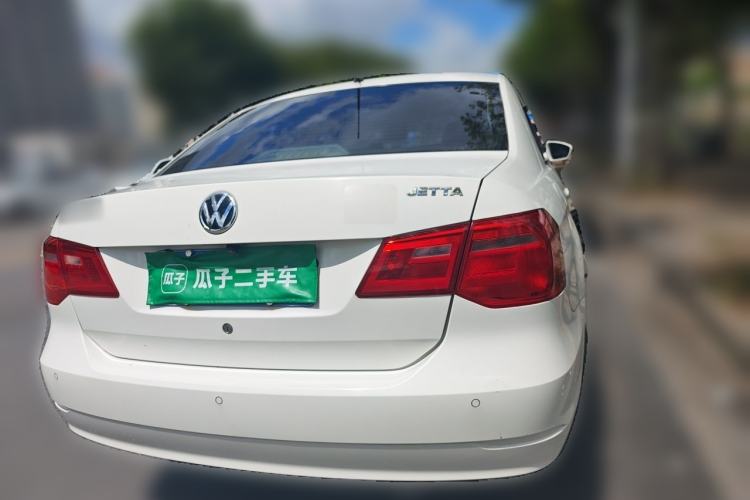 Used Volkswagen Jetta 2015 1.6L Manual Comfort Model Rear Right 45 Deg