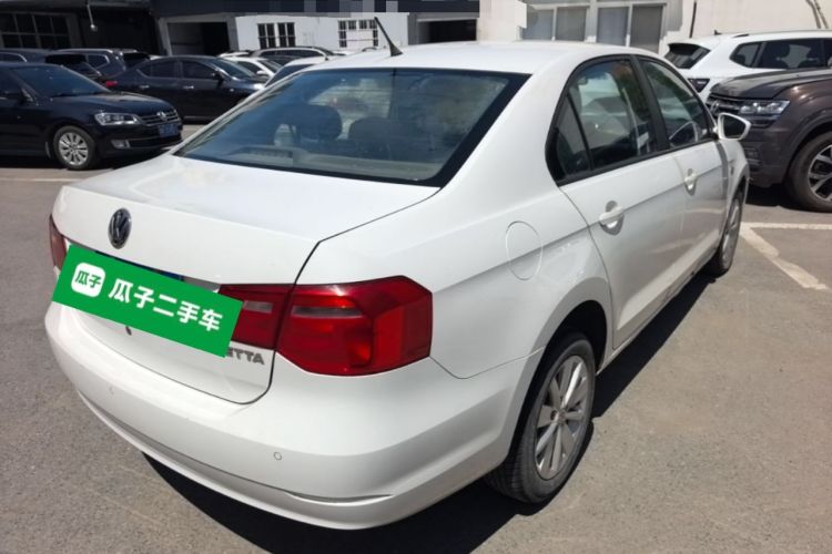 Used Volkswagen Jetta 2015 1.4L Manual Comfort Model Rear Right 45 Deg