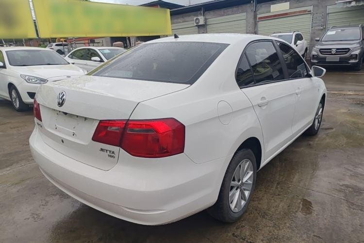 Used Volkswagen Jetta 2015 Value Edition 1.6L Automatic Comfort Version Rear Right 45 Deg