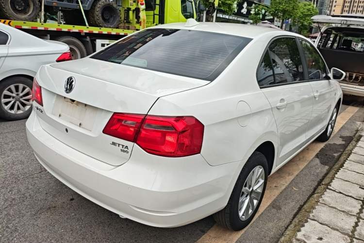 Used Volkswagen Jetta 2015 Zhuihui Edition 1.6L Manual Comfort Model Rear Right 45 Deg