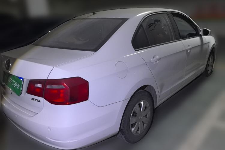 Used Volkswagen Jetta 2015 Zhuihui Edition 1.4L Manual Fashion Model Rear Right 45 Deg