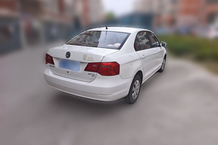 Used Volkswagen Jetta 2015 Value Edition 1.6L Manual Fashionable Style Rear Right 45 Deg
