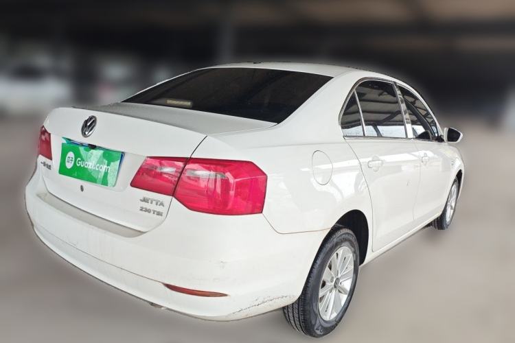 Used Volkswagen Jetta 2015 Zhuihui Edition 1.4L Manual Fashion Model Rear Right 45 Deg