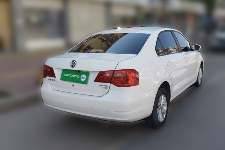 Used Volkswagen Jetta 2015 Value Edition 1.6L Manual Fashionable Style Rear Right 45 Deg
