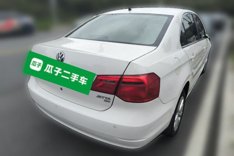Used Volkswagen Jetta 2015 Value Edition 1.6L Automatic Comfort Version Rear Right 45 Deg