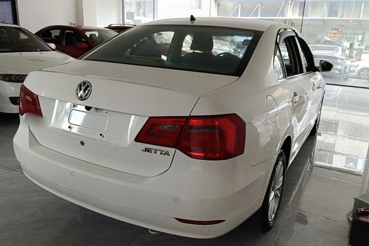 Used Volkswagen Jetta 2015 1.6L Manual Comfort Model Rear Right 45 Deg