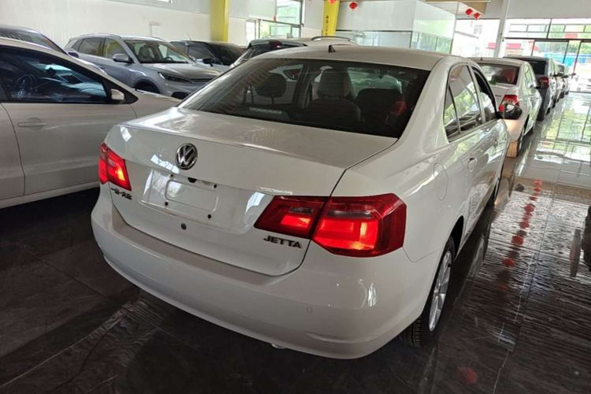 Used Volkswagen Jetta 2015 1.6L Automatic Comfort Model Rear Right 45 Deg