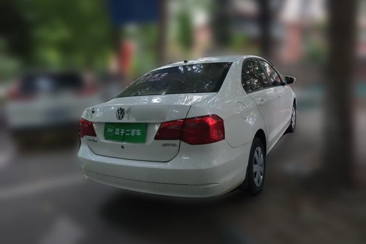 Used Volkswagen Jetta 2015 Zhuihui Edition 1.4L Manual Fashion Model Rear Right 45 Deg