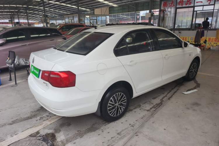 Used Volkswagen Jetta 2015 1.6L Manual Fashion Edition Rear Right 45 Deg