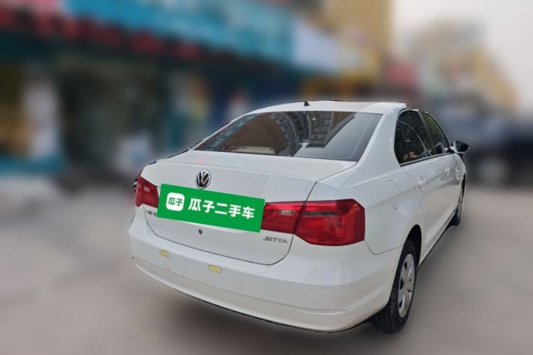 Used Volkswagen Jetta 2015 1.4L Manual Fashion Model Rear Right 45 Deg