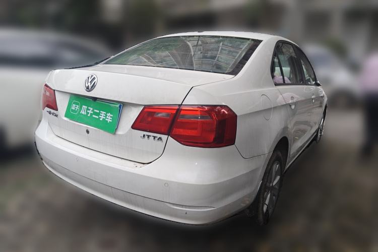Used Volkswagen Jetta 2015 1.6L Manual Comfort Model Rear Right 45 Deg