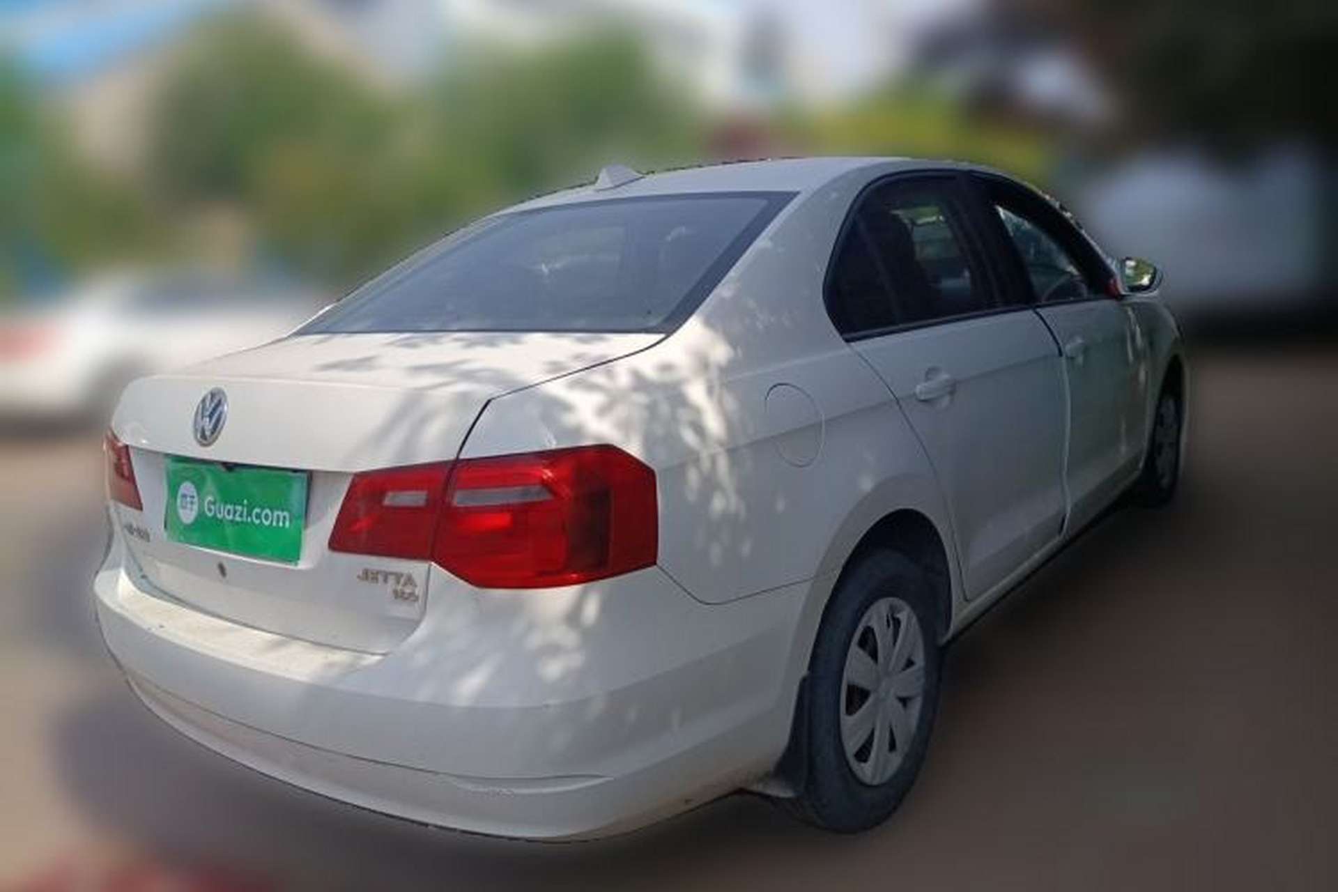 Used Volkswagen Jetta 2015 Value Edition 1.6L Manual Fashionable Style Rear Right 45 Deg