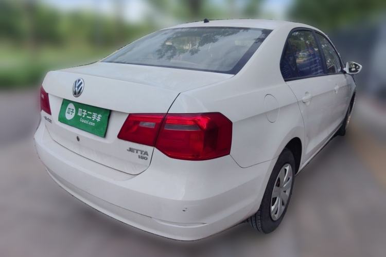 Used Volkswagen Jetta 2015 Value Edition 1.6L Manual Fashionable Style Rear Right 45 Deg