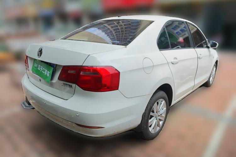 Used Volkswagen Jetta 2015 Zhuihui Edition 1.4L Manual Fashion Model Rear Right 45 Deg