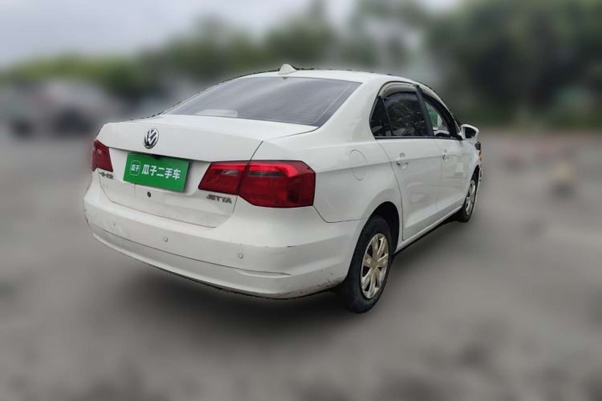 Used Volkswagen Jetta 2015 1.6L Manual Fashion Edition Rear Right 45 Deg