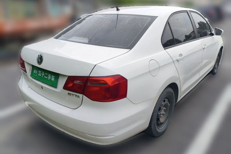 Used Volkswagen Jetta 2015 Zhuihui Edition 1.4L Manual Fashion Model Rear Right 45 Deg