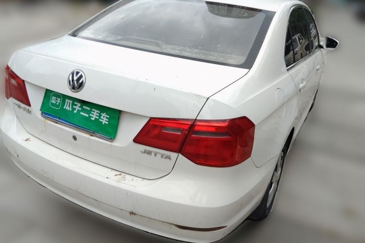 Used Volkswagen Jetta 2015 1.4L Manual Fashion Model Rear Right 45 Deg