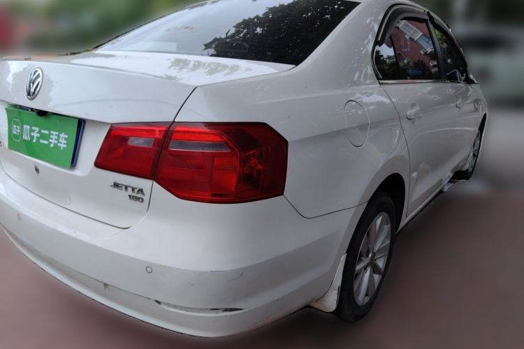 Used Volkswagen Jetta 2015 Value Edition 1.6L Automatic Comfort Version Rear Right 45 Deg