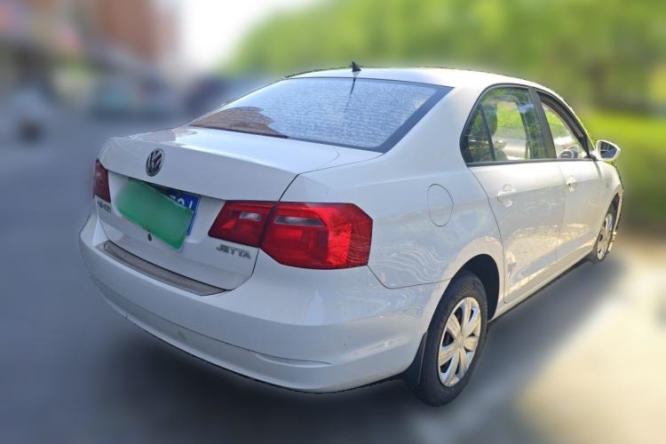 Used Volkswagen Jetta 2015 1.6L Automatic Fashion Model Rear Right 45 Deg