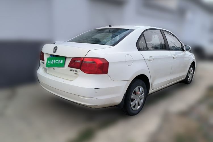 Used Volkswagen Jetta 2015 1.6L Manual Fashion Edition Rear Right 45 Deg