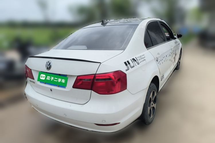 Used Volkswagen Jetta 2015 Zhuihui Edition 1.4L Manual Fashion Model Rear Right 45 Deg