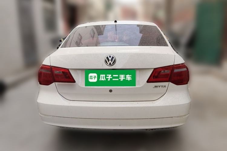 Used Volkswagen Jetta 2015 Zhuihui Edition 1.4L Manual Fashion Model Rear