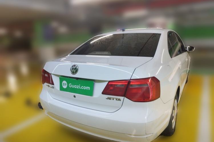 Used Volkswagen Jetta 2015 Value Edition 1.6L Manual Fashionable Style Rear