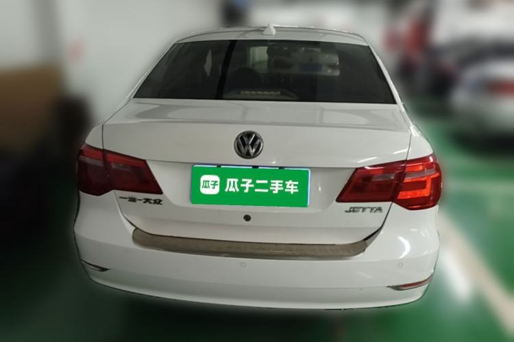 Used Volkswagen Jetta 2015 1.6L Manual Comfort Model Rear
